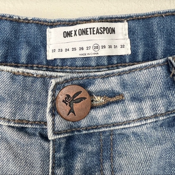 One X One Teaspoon Awesome Baggies Distressed Jeans - Picture 4 of 7